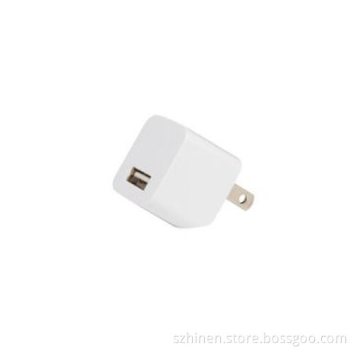 Travel Charger with Single USB 5V/1A Output